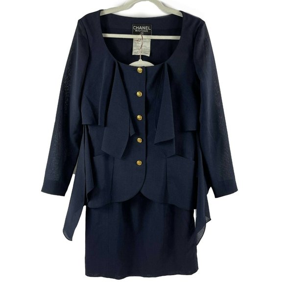 CHANEL - Wool Suit Cascade Jacket and Skirt - CC Buttons - Navy / Gold 36 US 6 - Picture 2 of 13